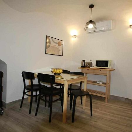 Appartamento Torre del Postigo By KubiK Caces Esterno foto