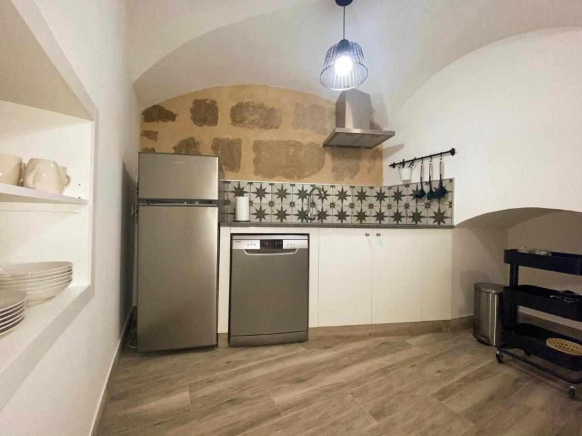 Appartamento Torre del Postigo By KubiK Caces Esterno foto
