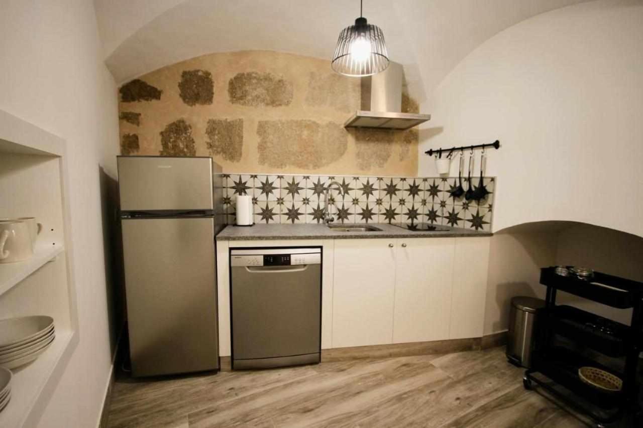 Appartamento Torre del Postigo By KubiK Caces Esterno foto